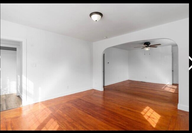 Foto del edificio - 294 Rhode Island Ave