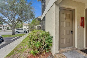 Building Photo - 106 Gardens Dr