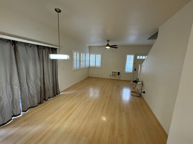 Building Photo - 7190 Hawaii Kai Dr