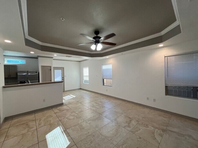 Foto del edificio - 6422 Marcel Way #101, San Antonio, TX. 78233