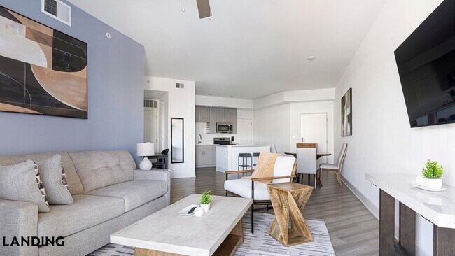 Foto del edificio - 2250 McGregor Blvd