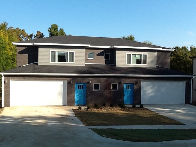 Photo - 2748 & 2750 West Wildwood Drive Apartment