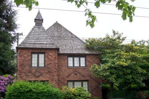 Building Photo - 1405 E John St