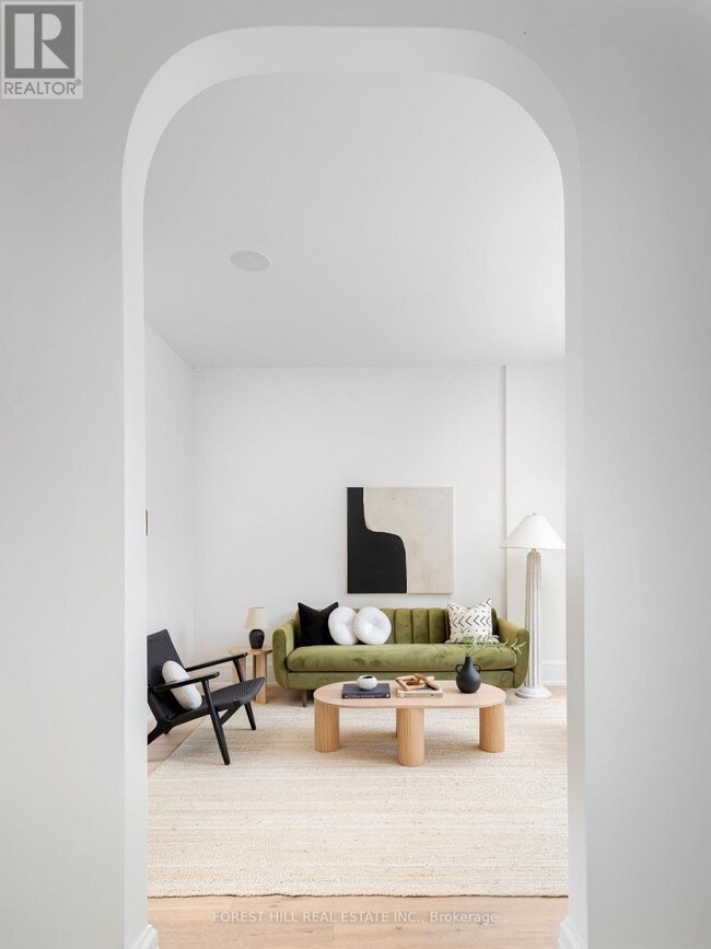 Building Photo - 61 Foxley St