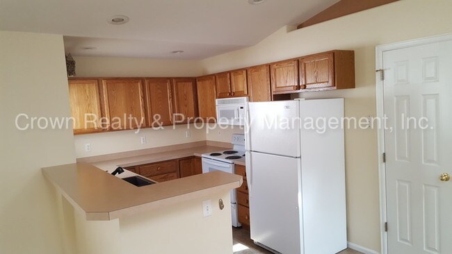 Building Photo - 4619 Cottage Ln
