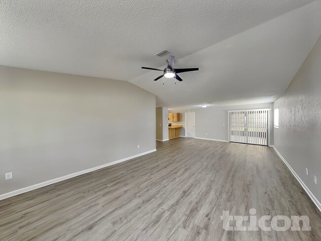 Building Photo - 31 Folson Ln