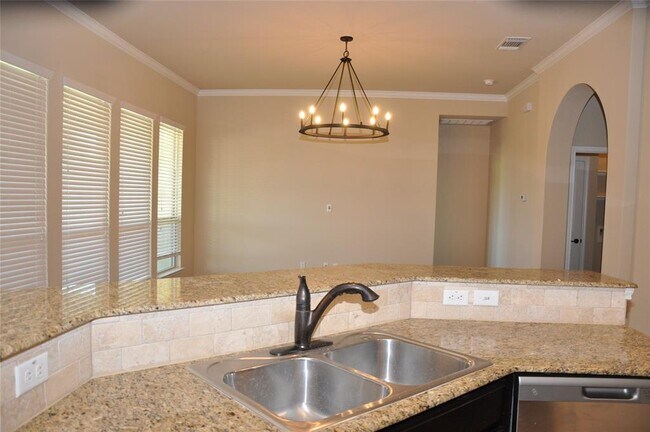 Foto del edificio - 5603 Drury Ln