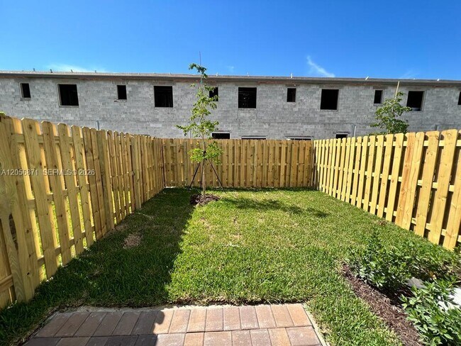 Foto del edificio - 11876 SW 245 Ter