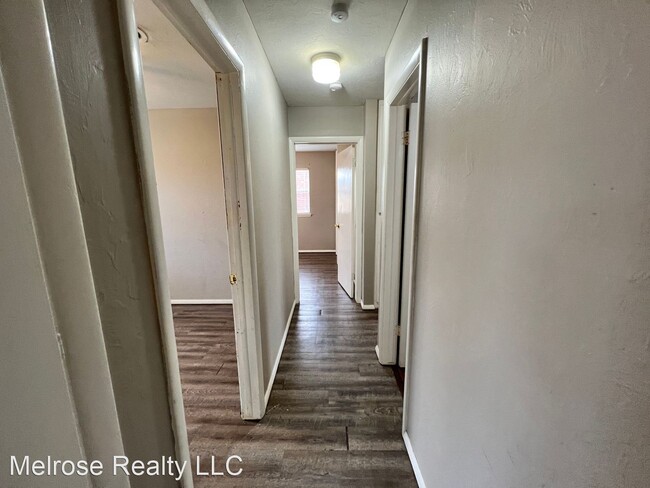 Foto del edificio - 4 br, 1.5 bath House - 817 S KELLY