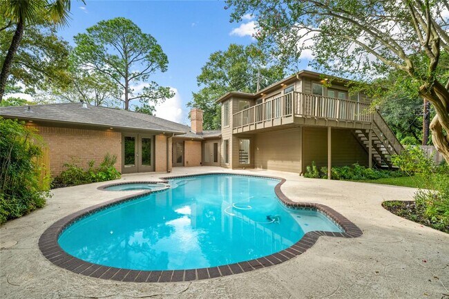 Building Photo - 111 Blue Willow Dr