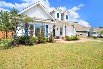 Building Photo - 9523 Vargas Ct