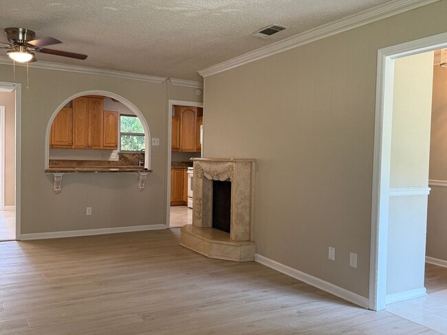 Building Photo - 5 Flourite Cove