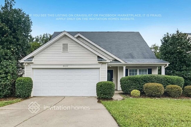 Building Photo - 8802 Laurel Run Dr
