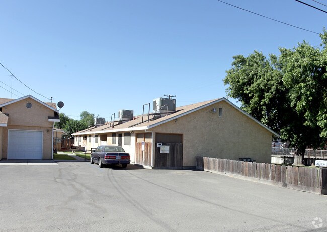 Building Photo - 702 Erickson Ave