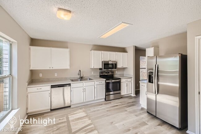 Building Photo - 4 br, 2.5 bath House - 9406 Rue De Bois UNIT