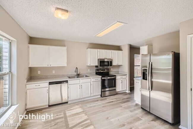 Foto del edificio - 4 br, 2.5 bath House - 9406 Rue De Bois UNIT