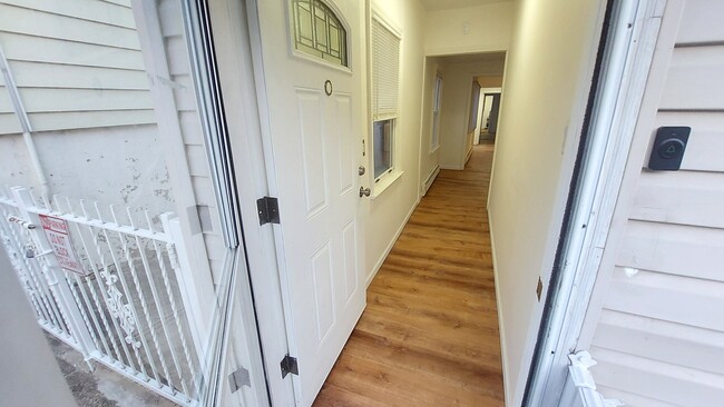 Hallway - 6202 Meadowview Ave