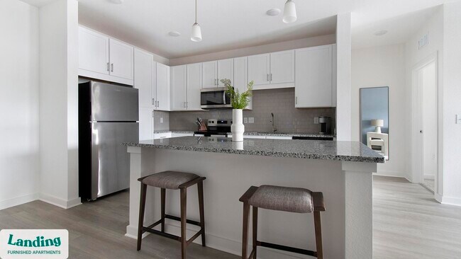 Foto del edificio - 12525 Tibbets Ln