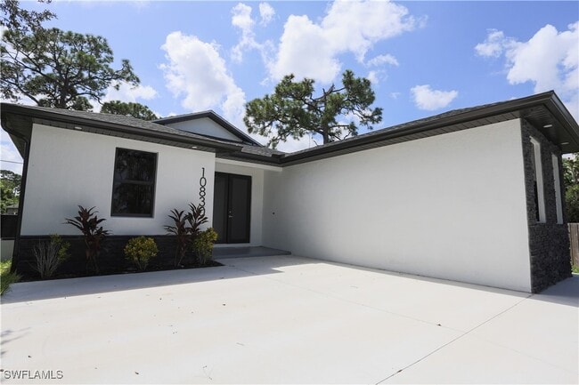 Building Photo - 10830 St Lucia Ct