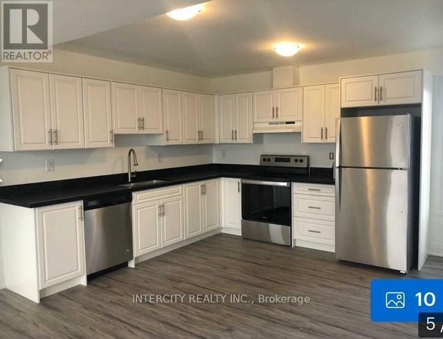 Building Photo - 83 Vedette Wy