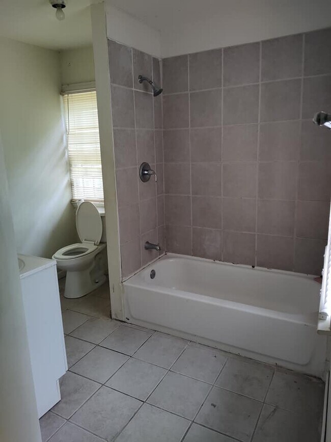 Foto del edificio - 3421 6th St
