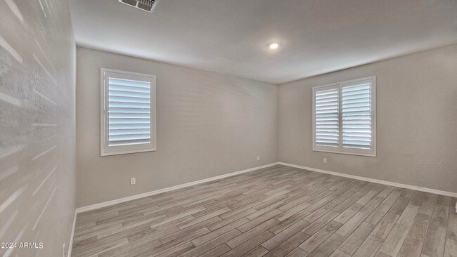 Foto del edificio - 4536 N 93rd Dr