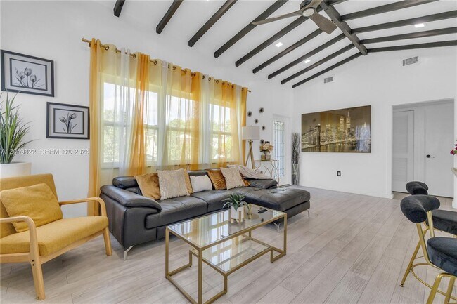 Foto del edificio - 774 NW 49th St