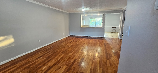 Building Photo - 19116 Kinglet Pl