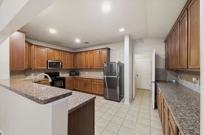 Foto del edificio - 5917 Stone Mountain Rd