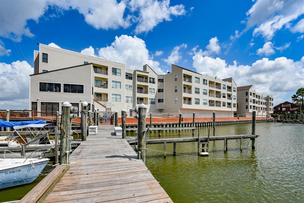 Exterior of building from the pier - 793 Davis Rd