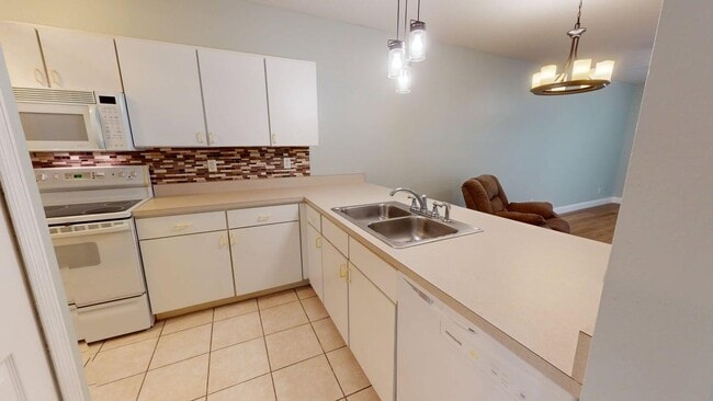 Foto del edificio - 144 Turnbull Villas Cir