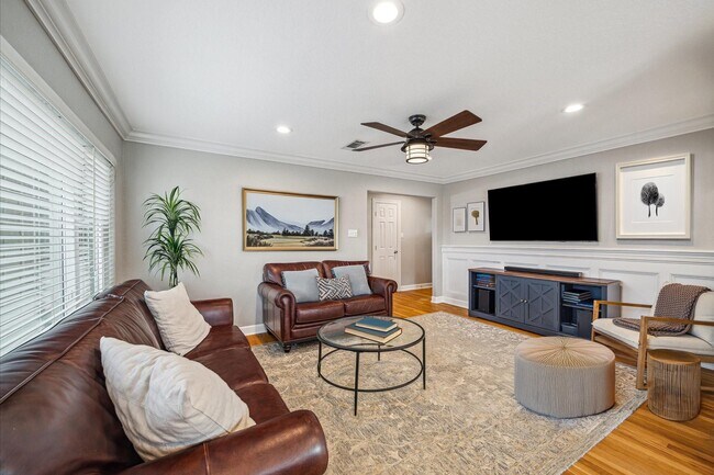 Building Photo - 6518 Lindyann Ln
