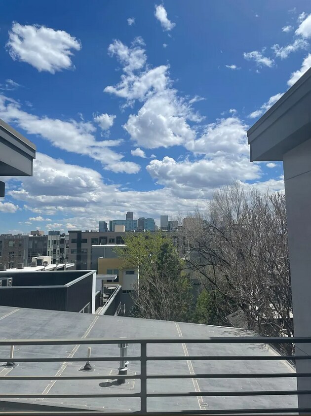 Foto principal - 2639 17th St