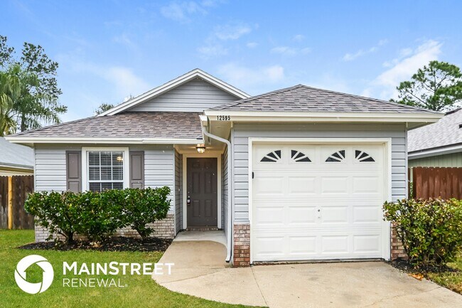 Foto del edificio - 12595 Ashmore Green Dr N