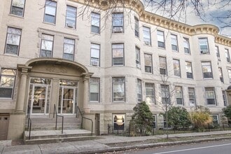 Building Photo - 36 Winchester St