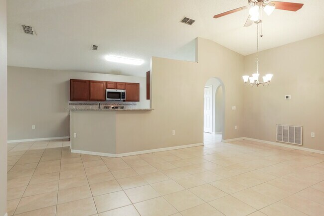 Foto del edificio - 7390 Overland Park Blvd