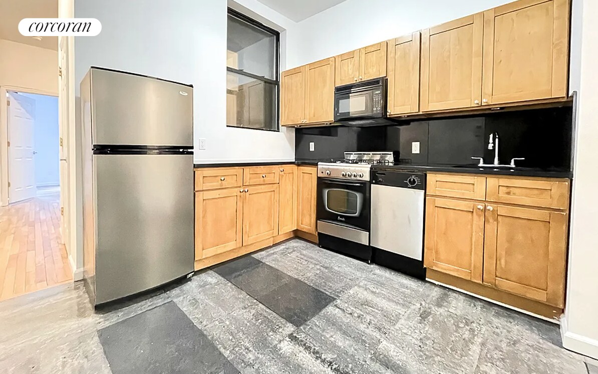 100 W 67th St Unit 4SE, New York, NY 10023 Apartment for Rent in New