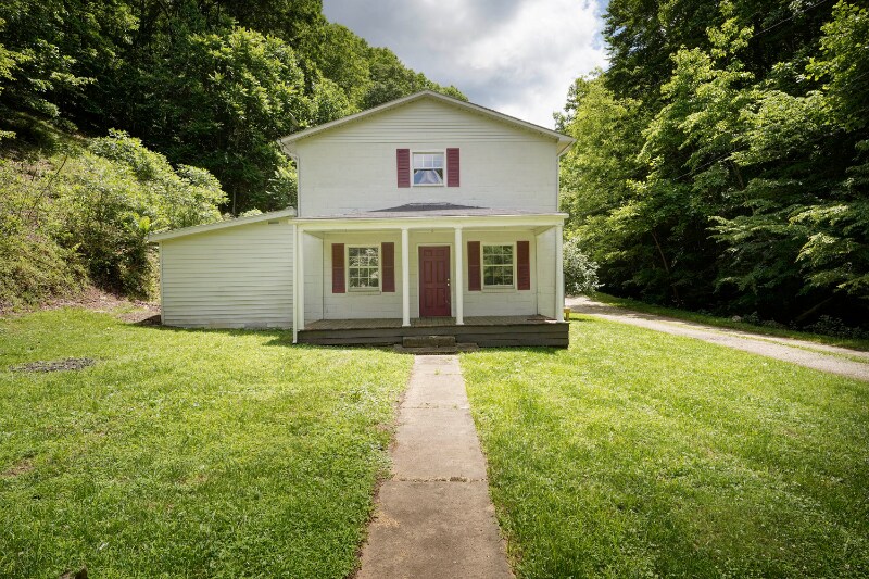 153 Rocky Rd, Elkview, WV 25071 House Rental in Elkview, WV