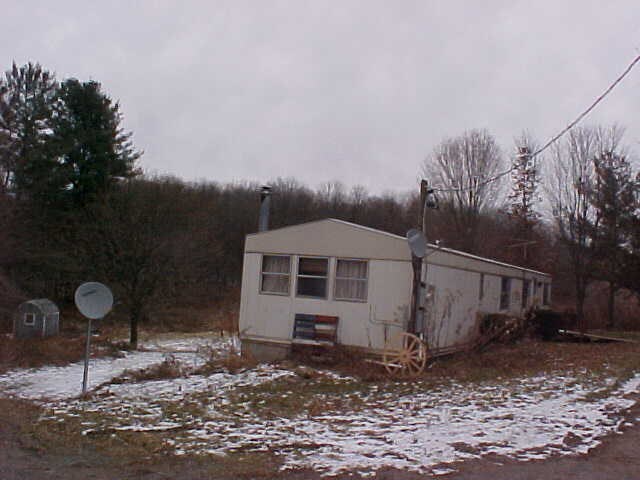 Foto del edificio - 462 Hemlock Hill Rd