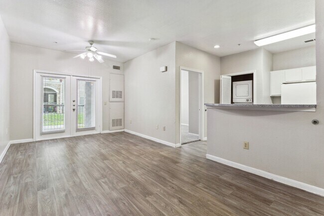 Interior Photo - The Life at Sterling Woods