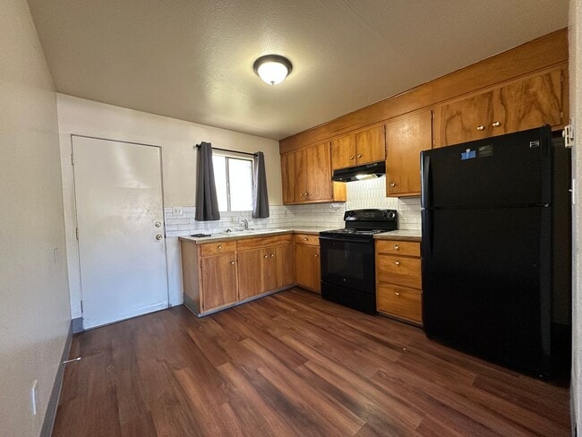 Foto del edificio - 903 W Delaware Ave