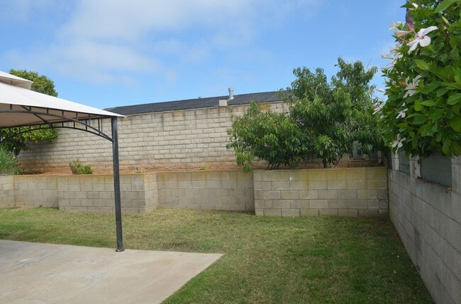 Foto del edificio - University City 4 Bedroom 2 Bath room Home for Rent