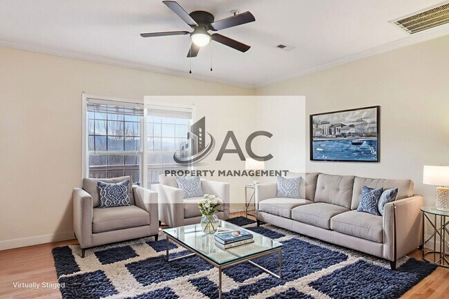 Foto del edificio - 50 Smith Lake Rd