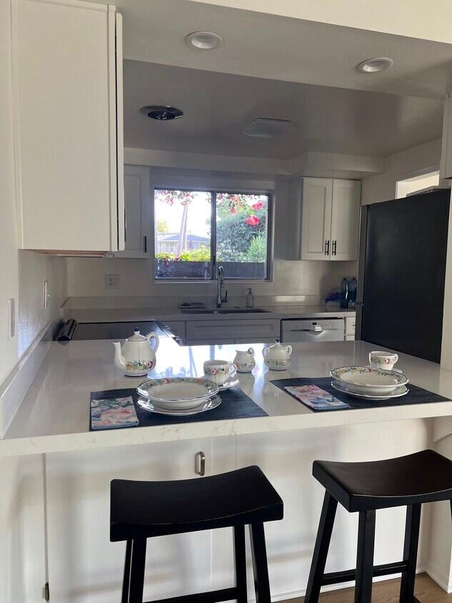 5900 Encina Rd Unit 2, Goleta, CA 93117 Condo for Rent in Goleta, CA