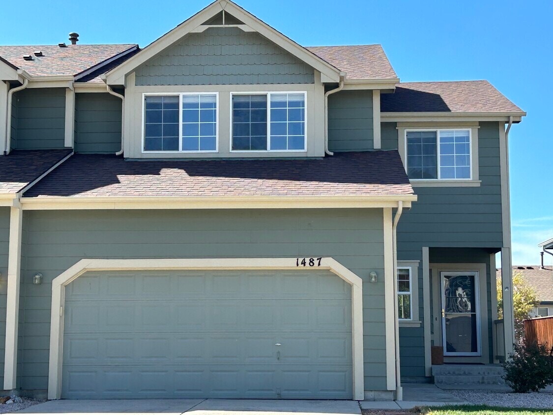 1487 Live Oak Rd, Castle Rock, CO 80104 Townhome Rentals in Castle