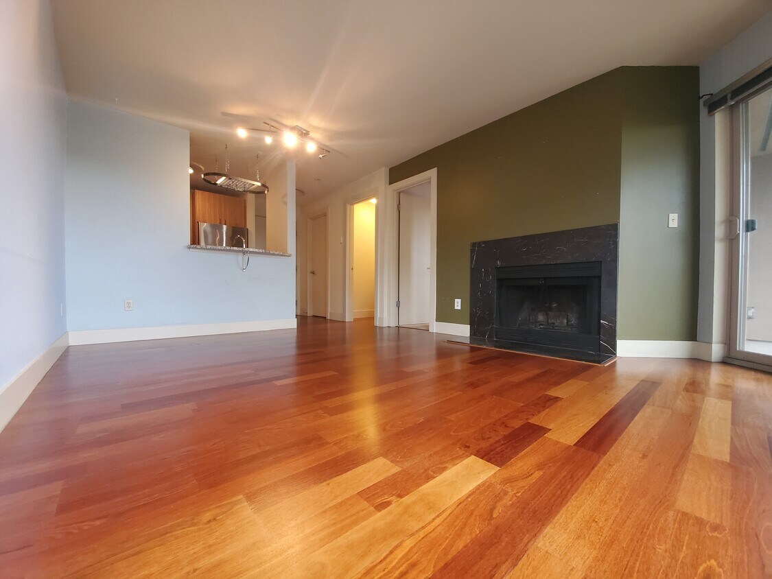 Foto principal - 711 E Denny Way