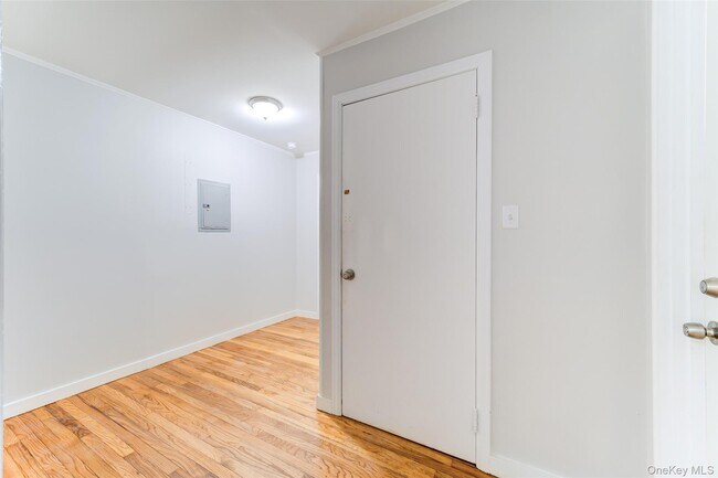 Foto del edificio - 2213 Mt Hope Rd