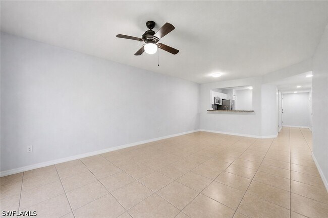 Foto del edificio - 5737 Whitaker Rd