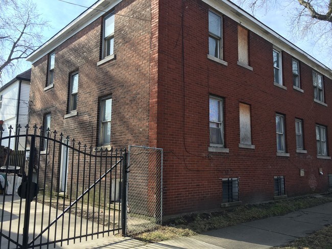 Foto del edificio - 1448 Campbell St