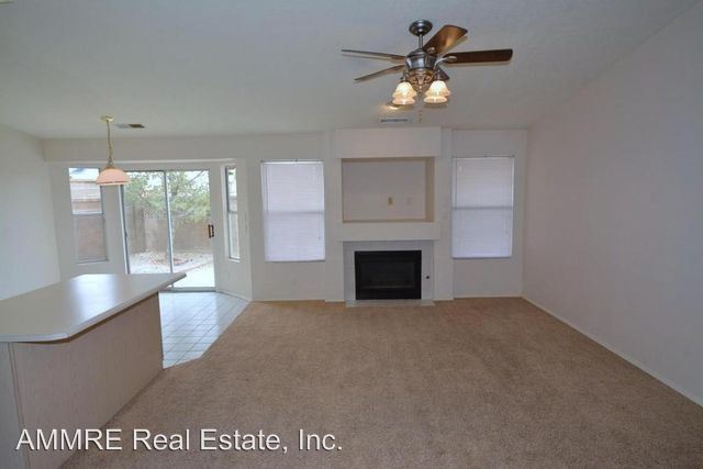 Building Photo - 8215 Camino Paisano NW